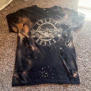 Guns n Roses Distressed Tee